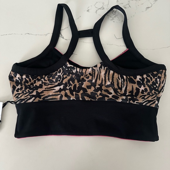Beach Riot Leopard Sports Bra Size Large - Picture 3 of 4